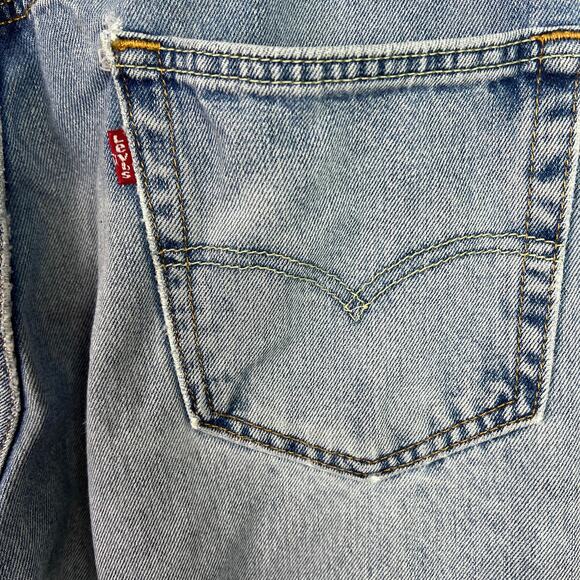 Levi's Men's 550 Relaxed Fit Distressed Jeans 34 x 31 Light Wash - Picture 5 of 11